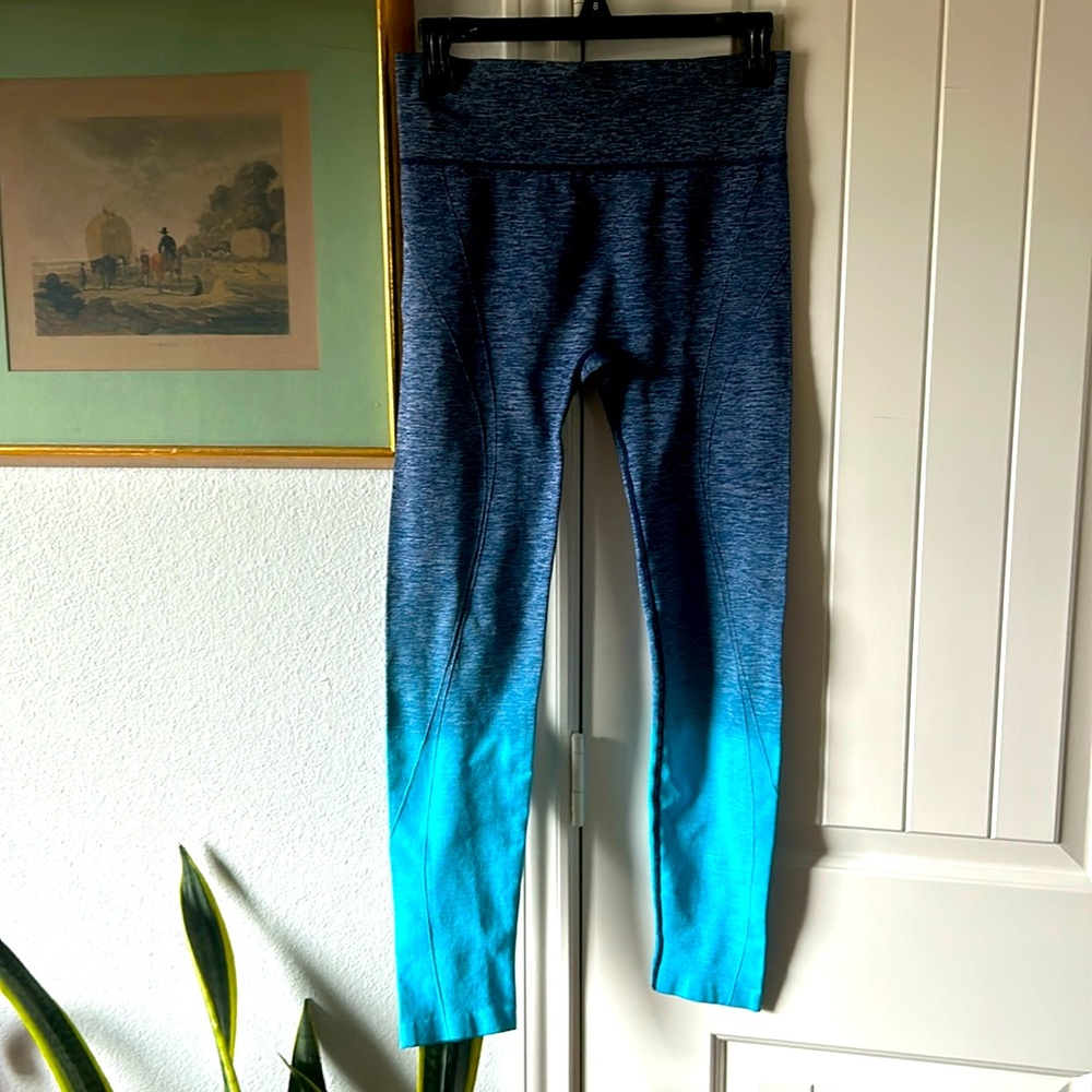 Fornia leggings super comfy size M